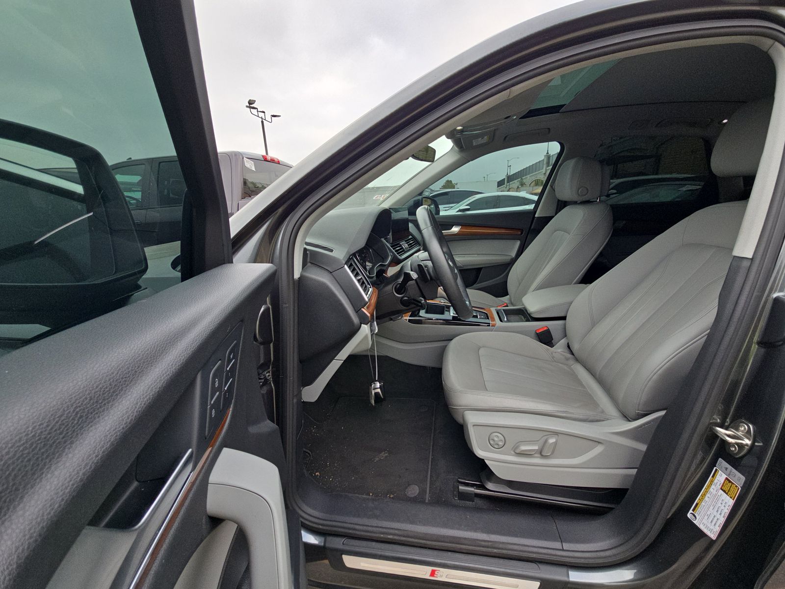 2022 Audi Q5 S line Premium AWD