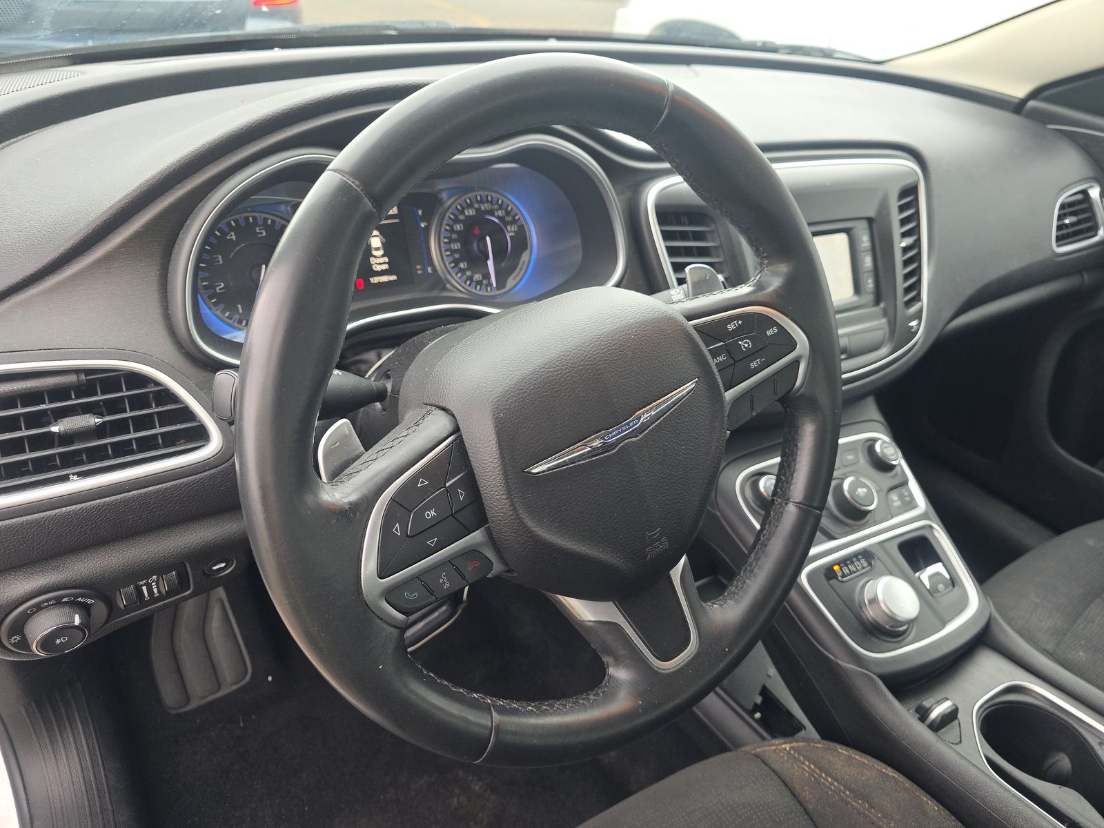 2015 Chrysler 200 Limited FWD