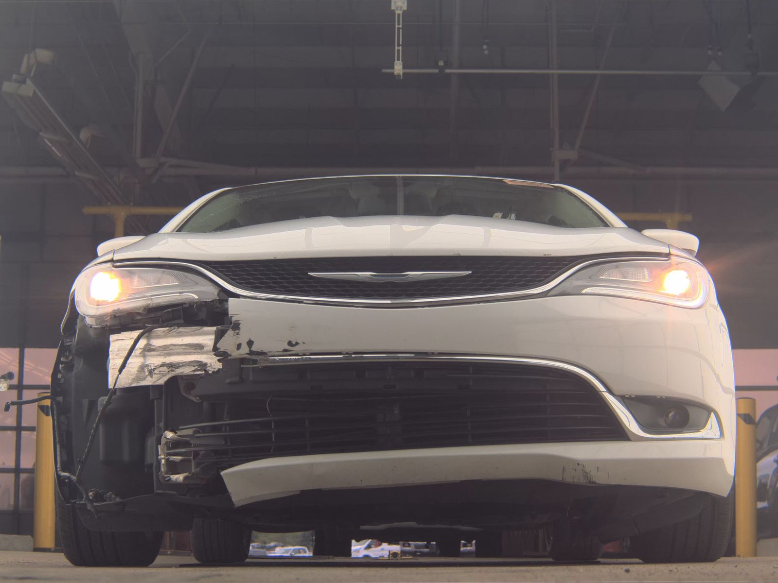 2015 Chrysler 200 Limited FWD