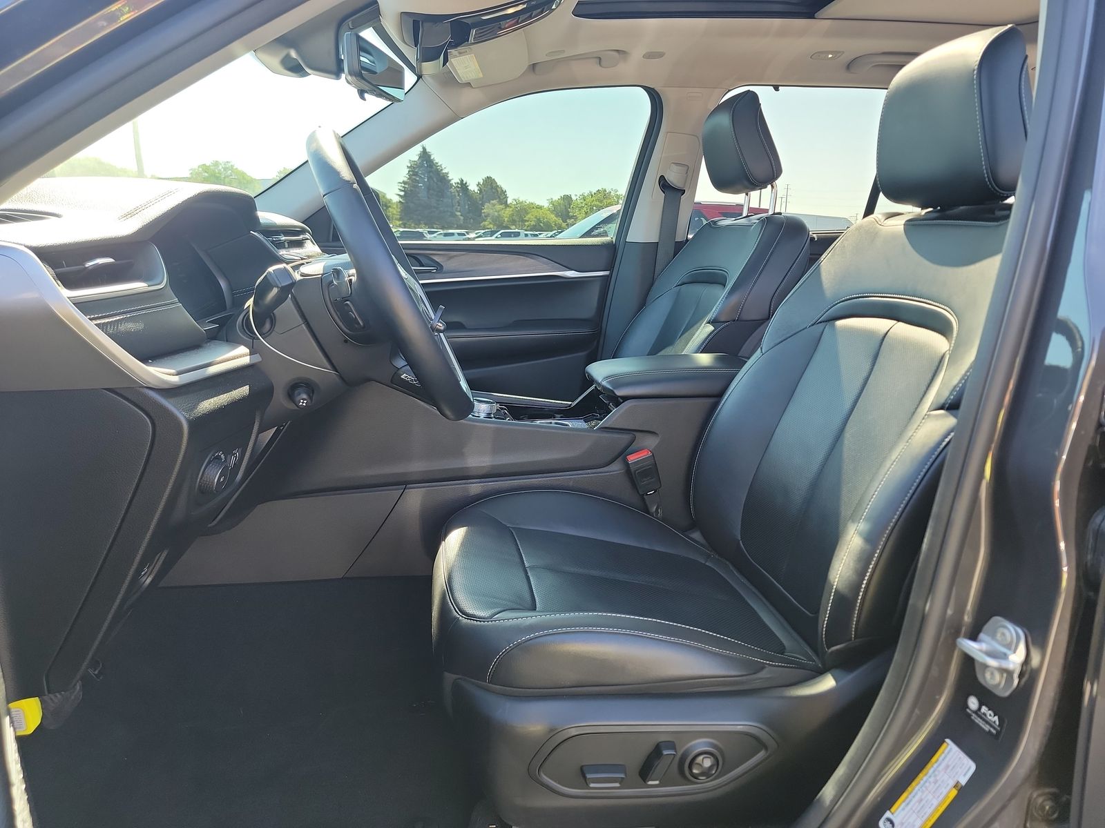 2022 Jeep Grand Cherokee Limited AWD