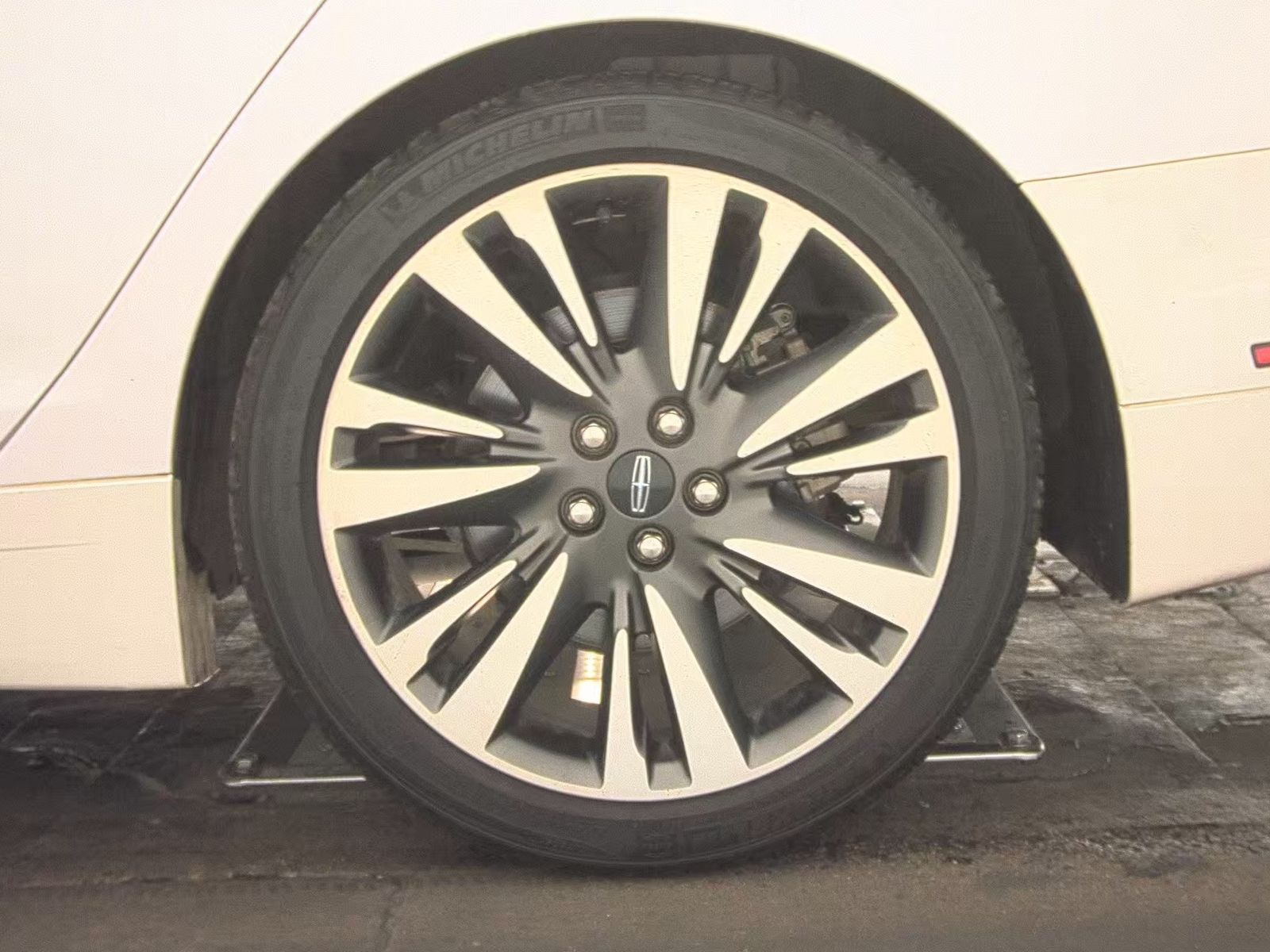 2020 Lincoln MKZ Reserve FWD
