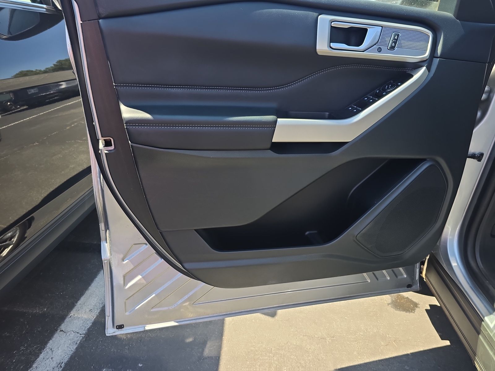 2023 Ford Explorer Limited AWD