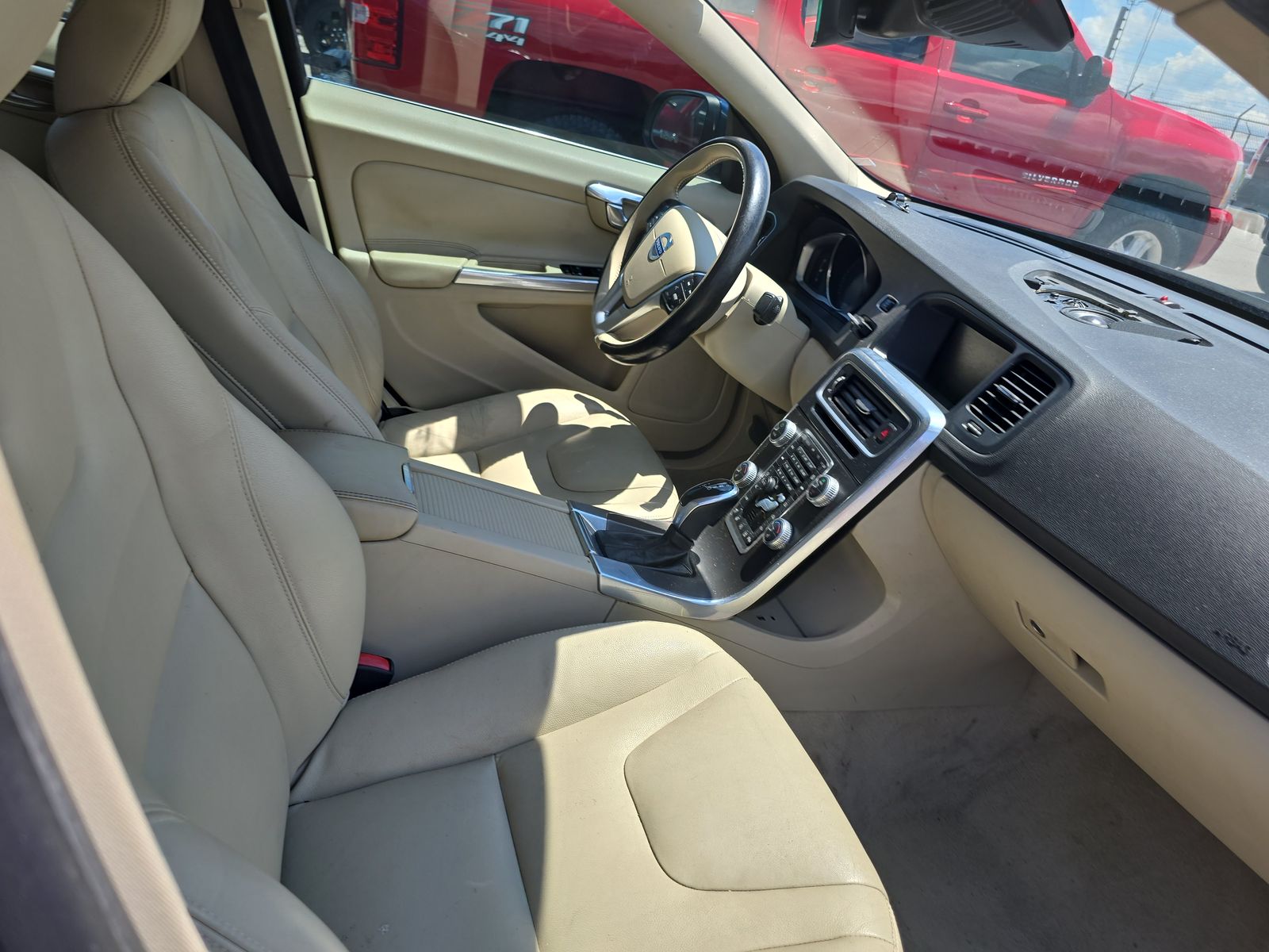 2015 Volvo S60 T5 Platinum FWD