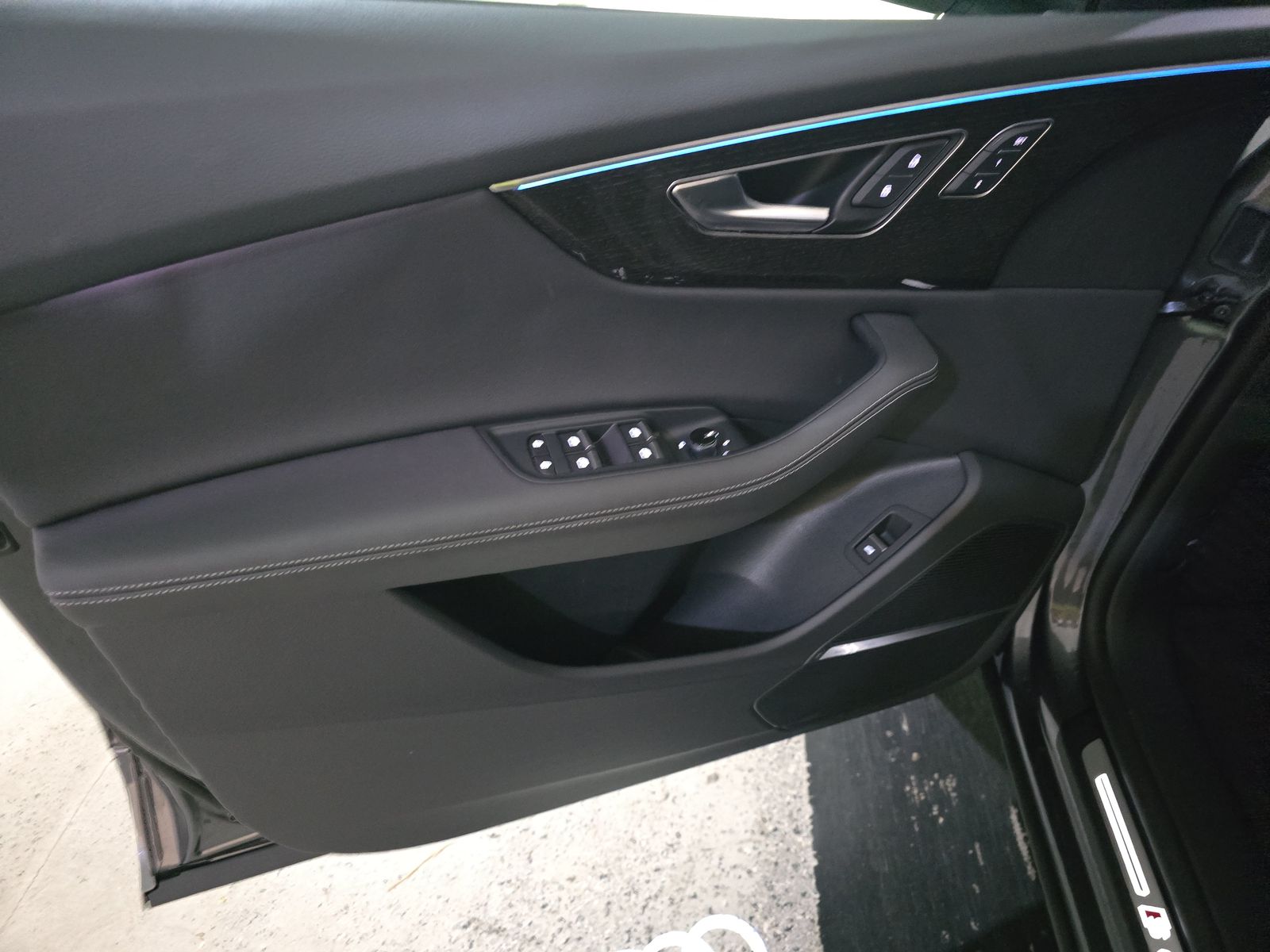 2024 Audi Q8 Premium Plus AWD