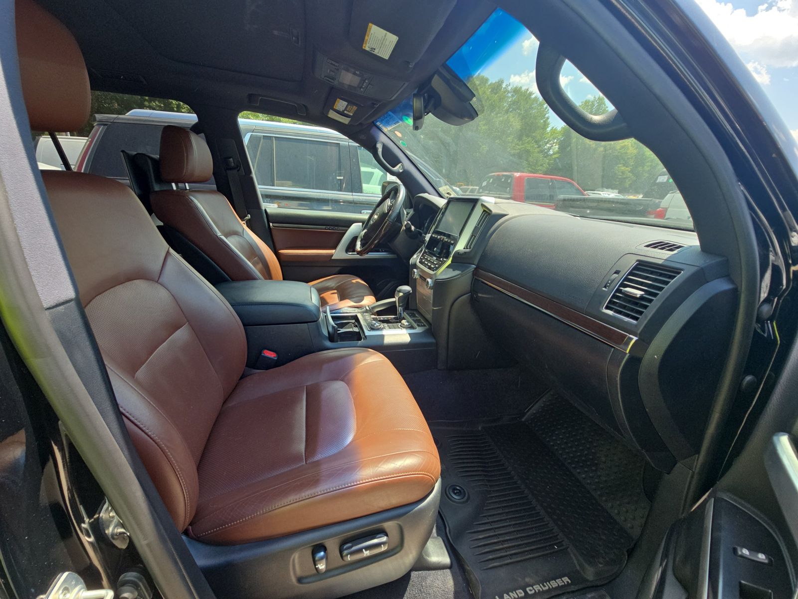 2018 Toyota Land Cruiser Base AWD
