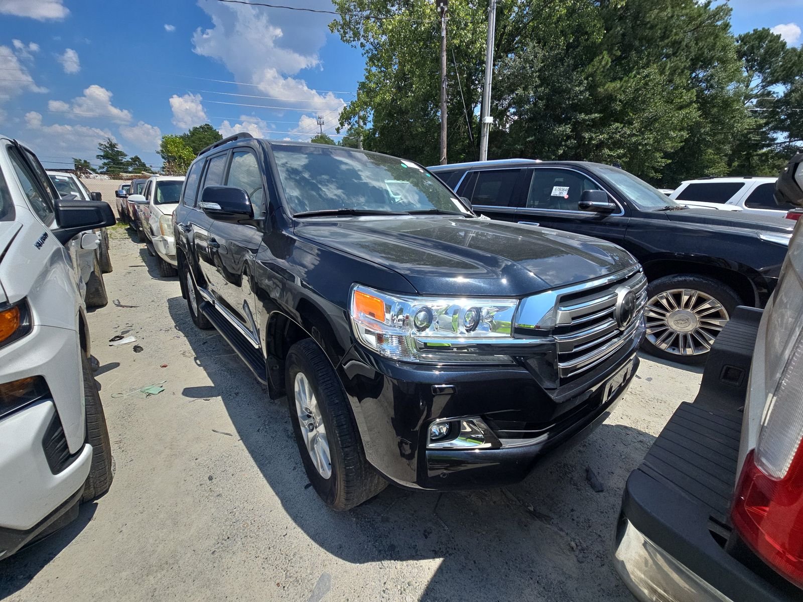 2018 Toyota Land Cruiser Base AWD