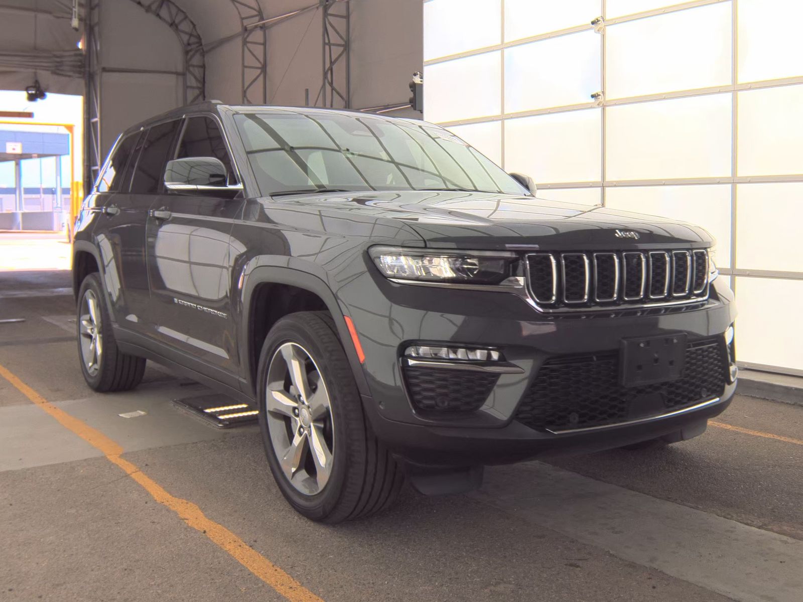 2022 Jeep Grand Cherokee Limited AWD