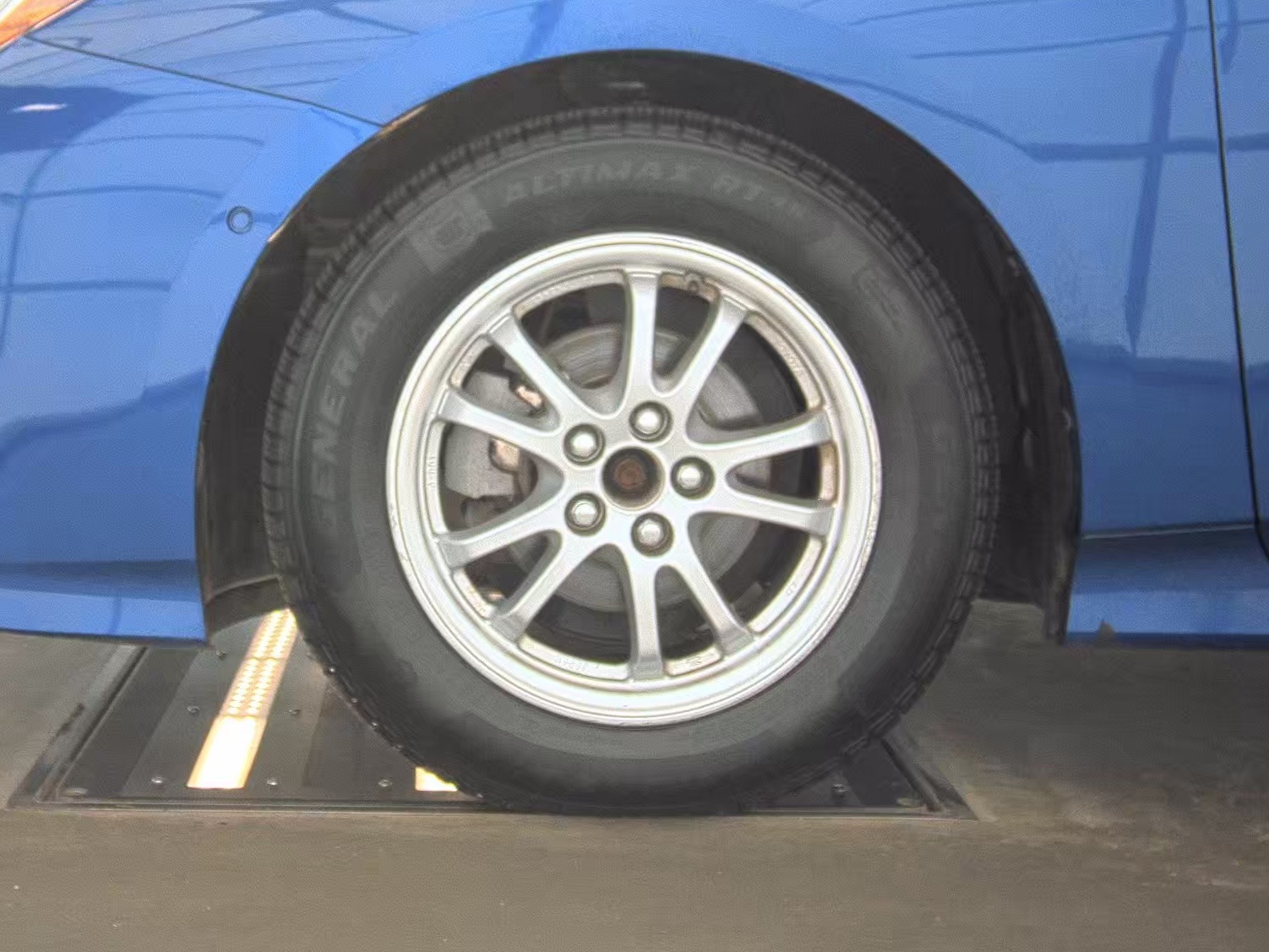 2018 Toyota Prius Two FWD