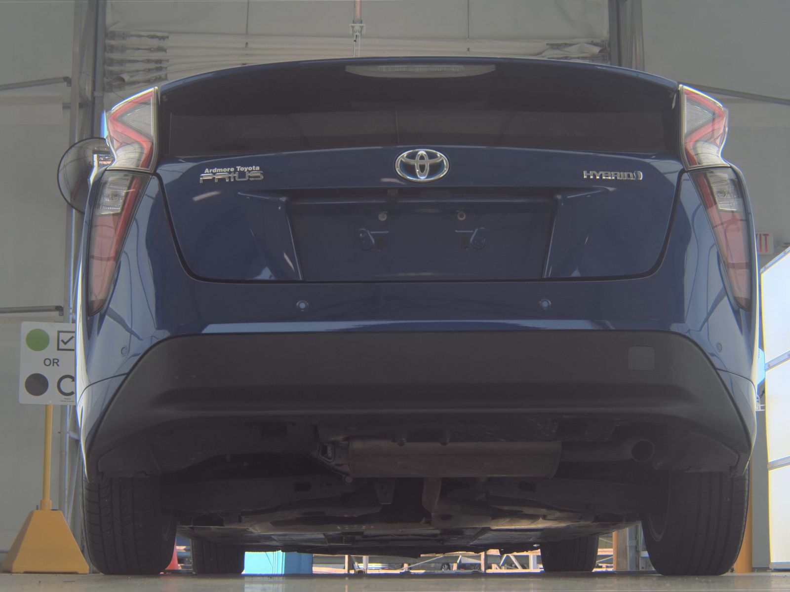 2018 Toyota Prius Two FWD