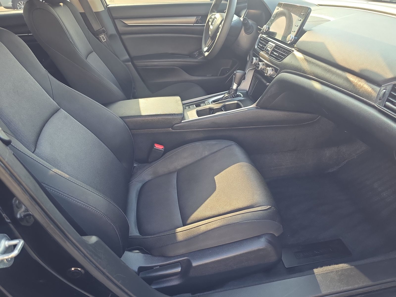 2022 Honda Accord LX FWD