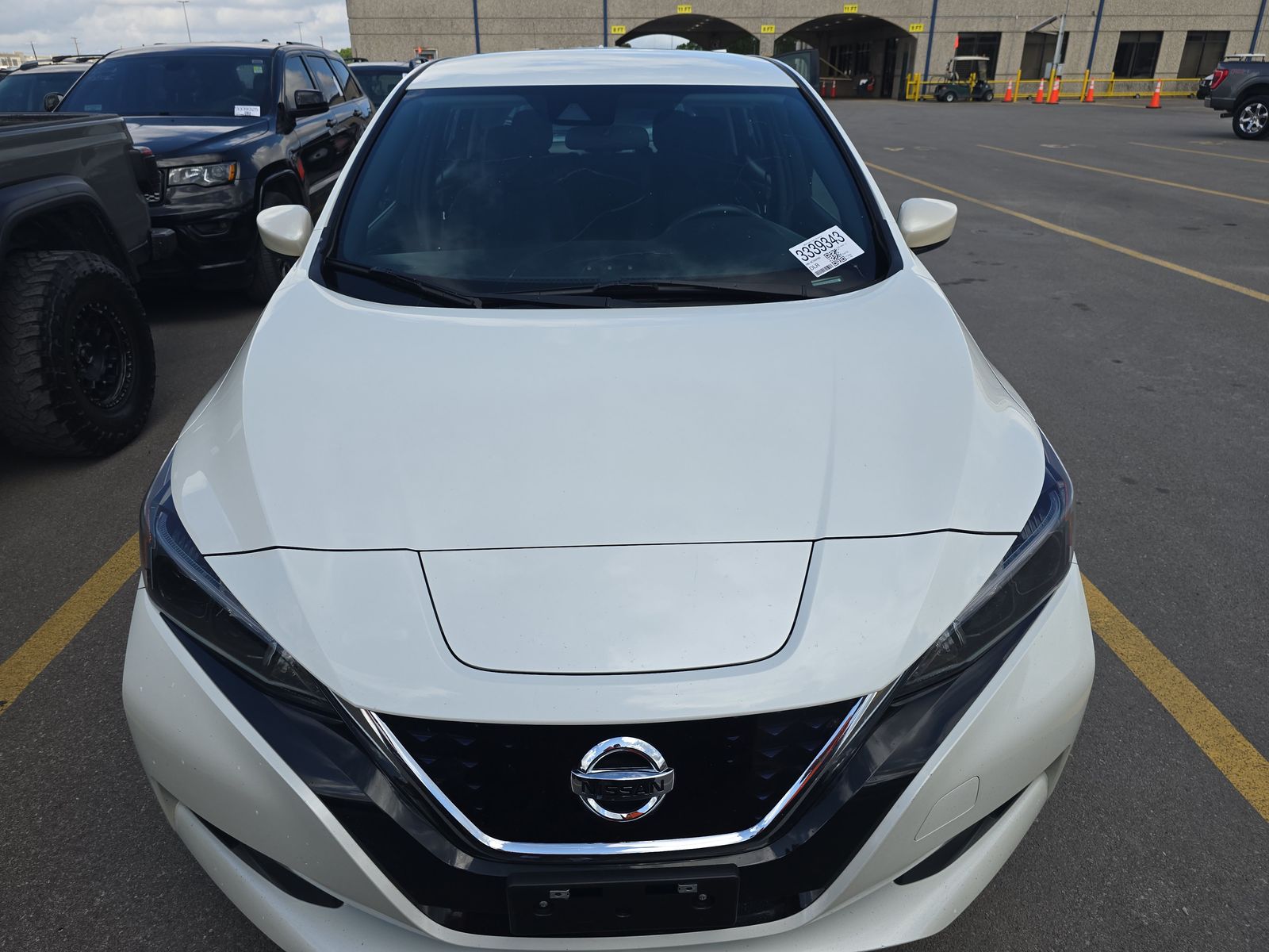 2022 Nissan LEAF SV FWD