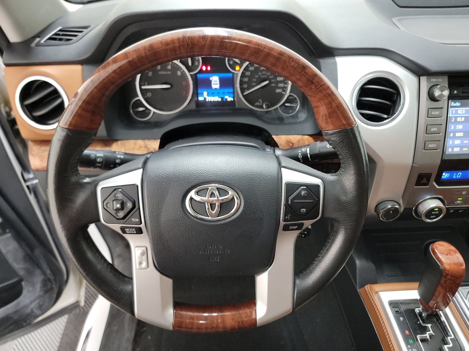 2017 Toyota Tundra Platinum AWD