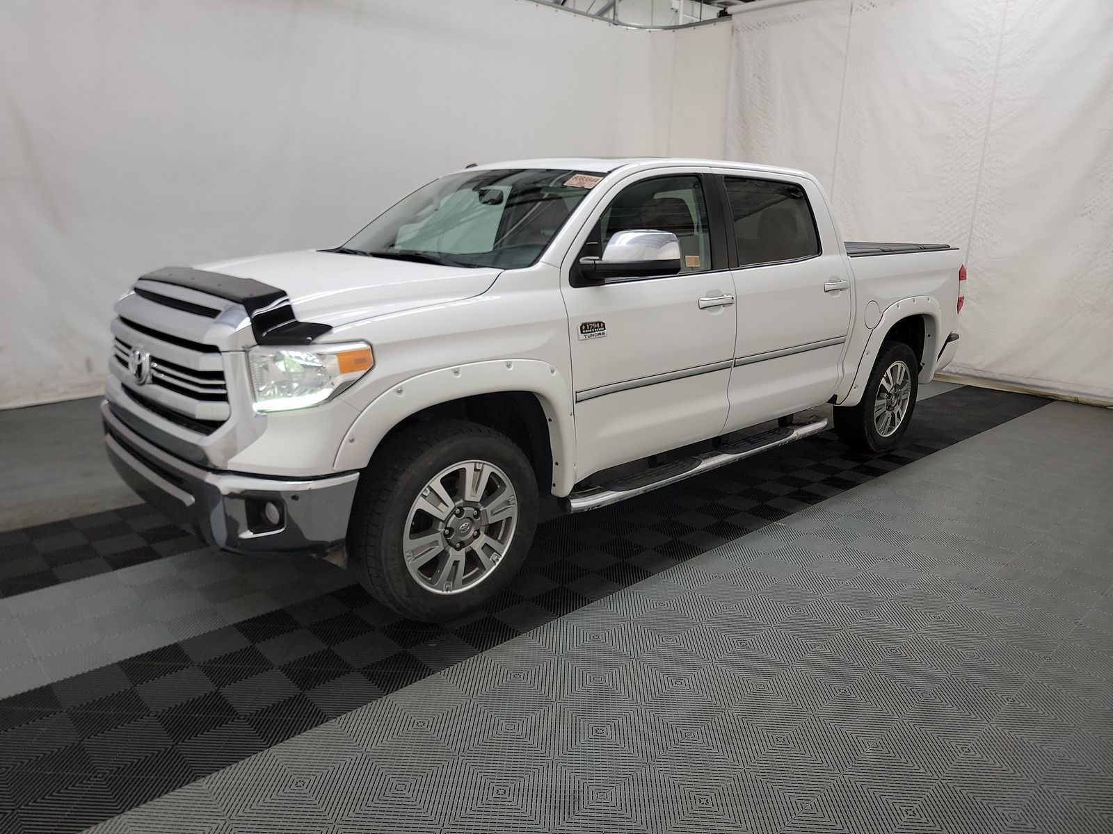 2017 Toyota Tundra Platinum AWD