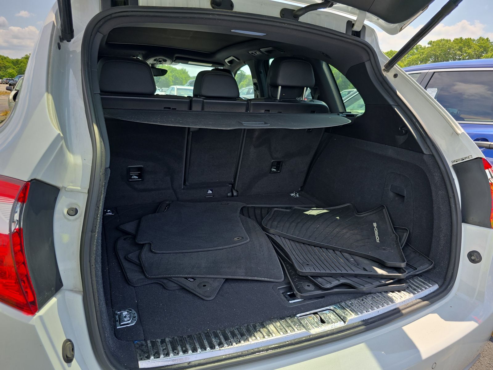 2014 Porsche Cayenne Platinum Edition AWD