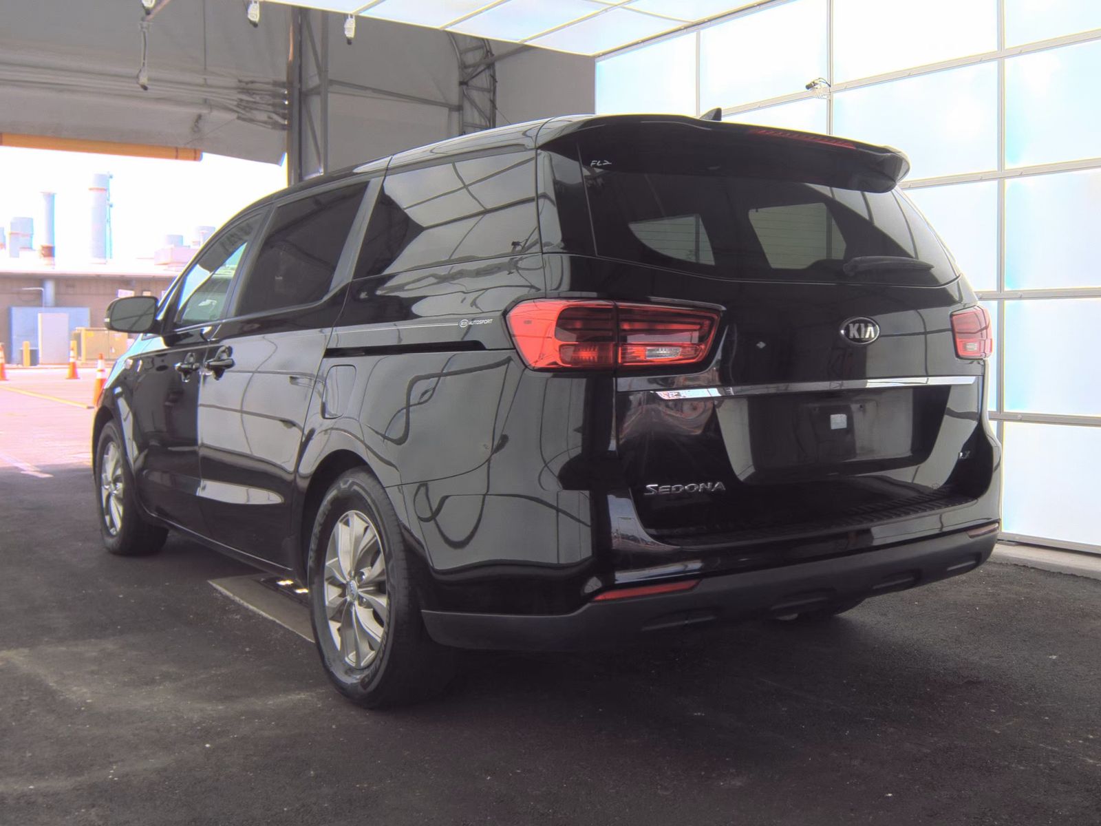 2021 Kia Sedona LX FWD