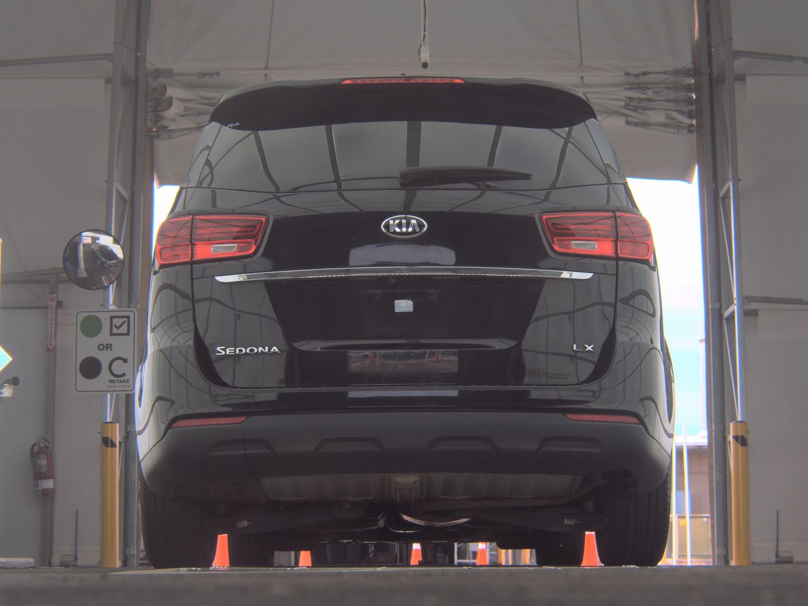 2021 Kia Sedona LX FWD