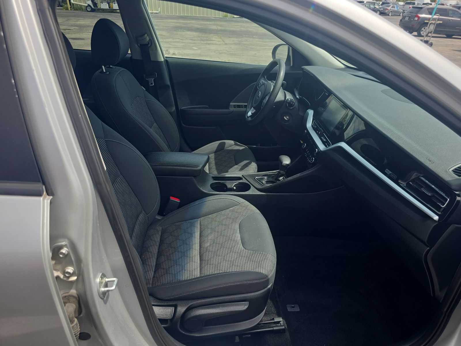 2020 Kia Niro LX FWD