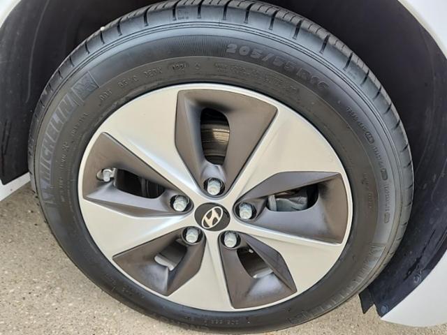 2017 Hyundai Ioniq Electric FWD