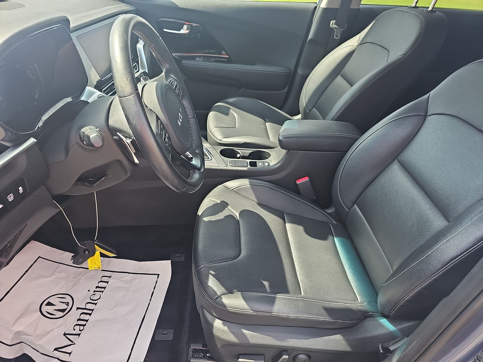 2022 Kia Niro Touring SE FWD