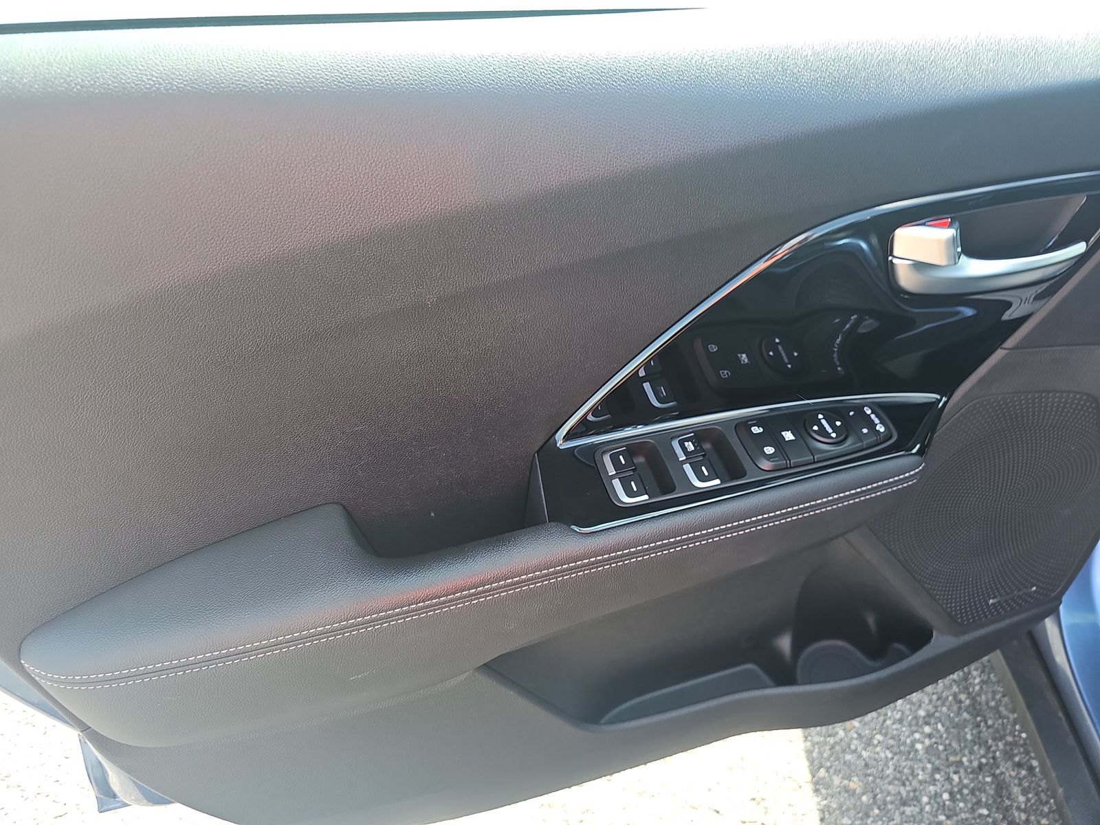 2022 Kia Niro Touring SE FWD