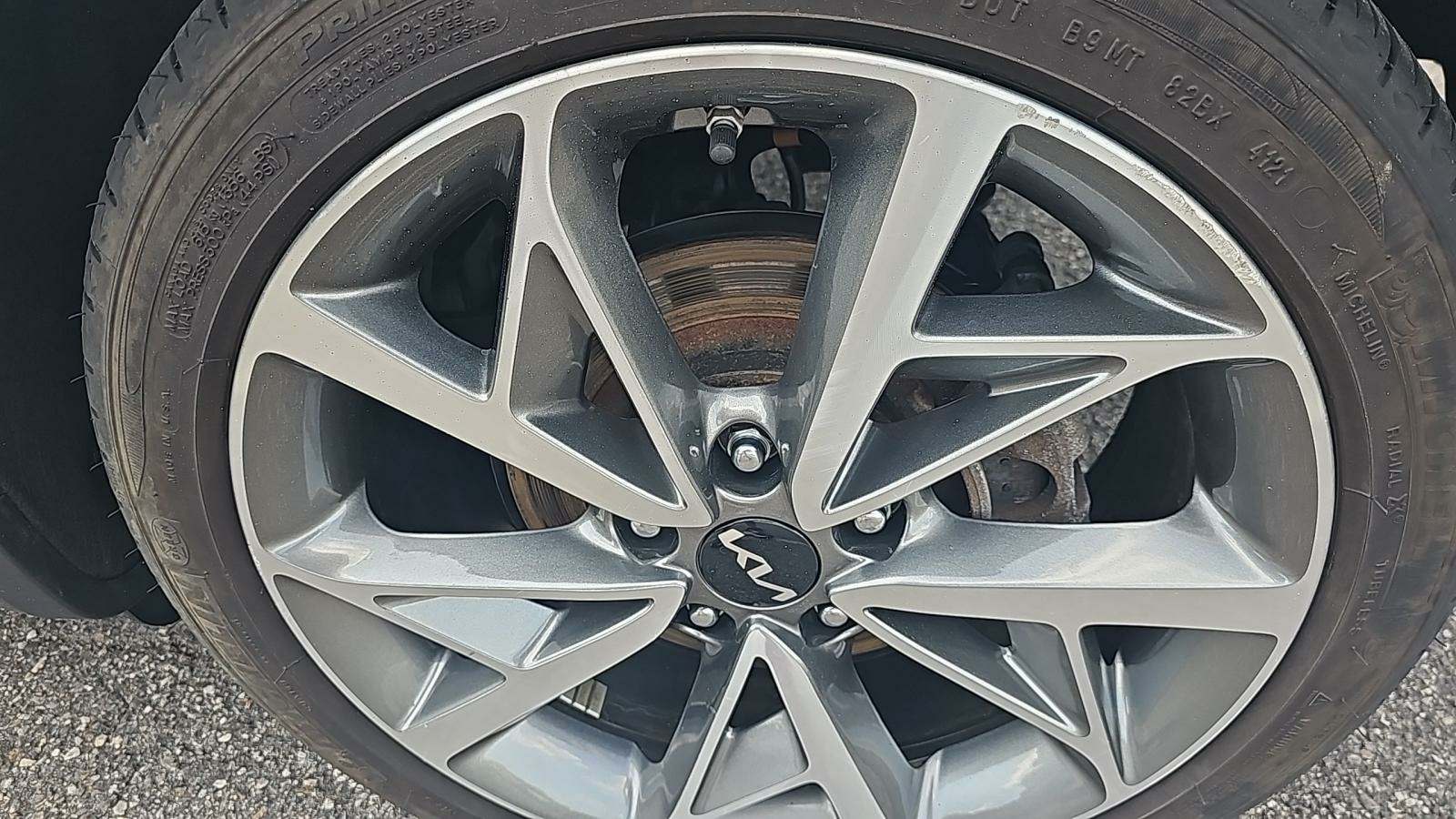 2022 Kia Niro Touring SE FWD