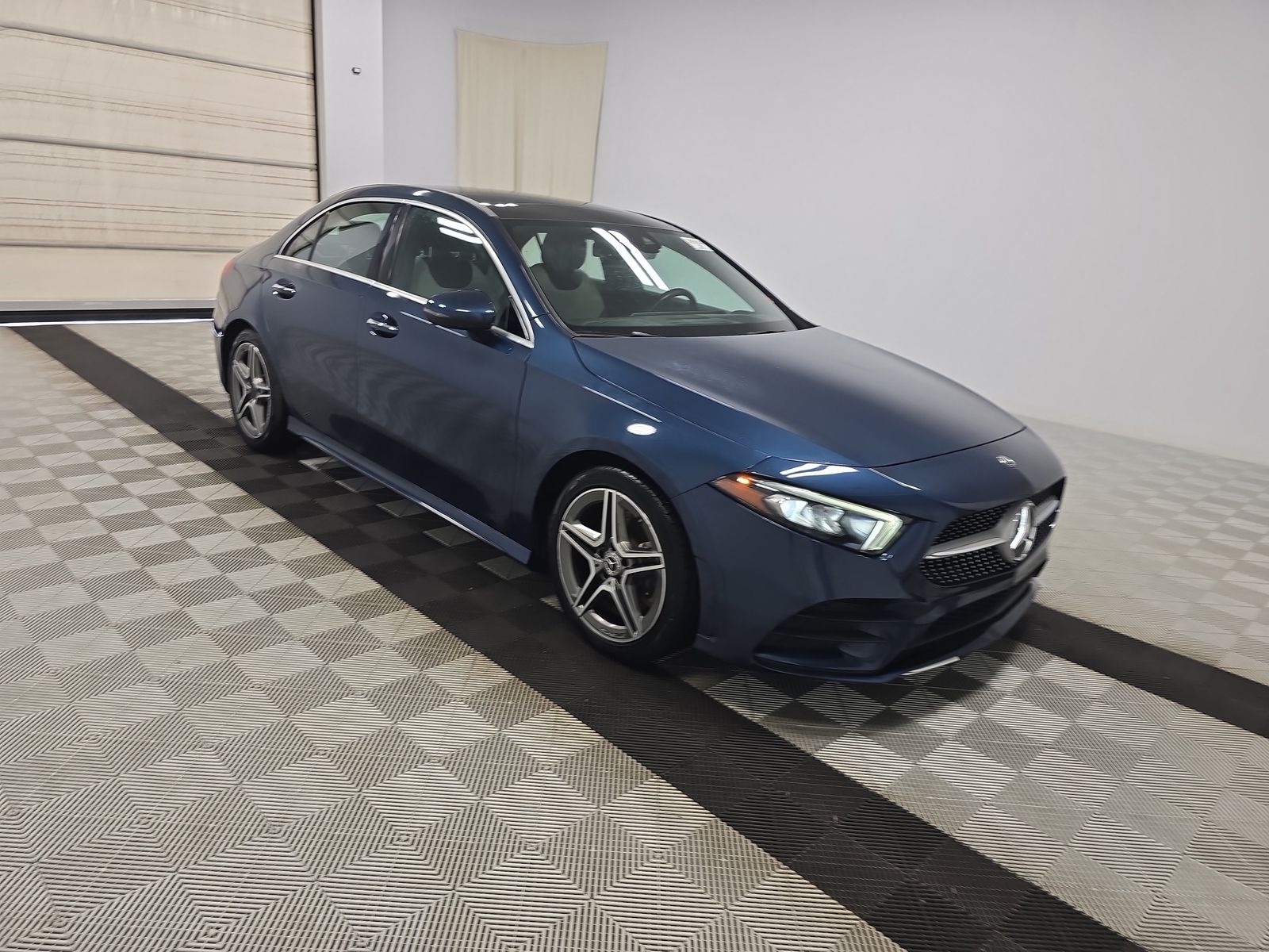 2019 Mercedes-Benz A-Class A 220 FWD