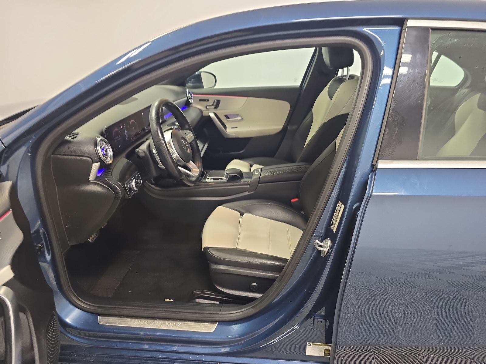 2019 Mercedes-Benz A-Class A 220 FWD