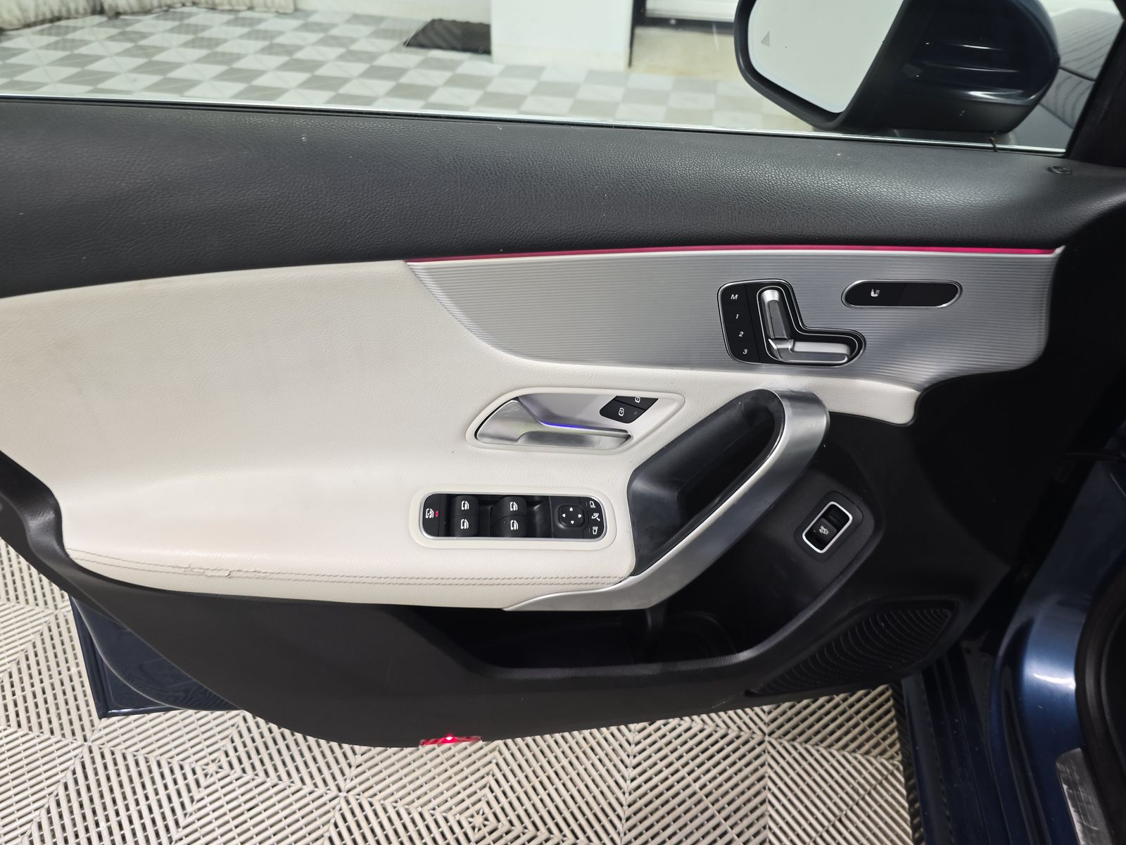2019 Mercedes-Benz A-Class A 220 FWD