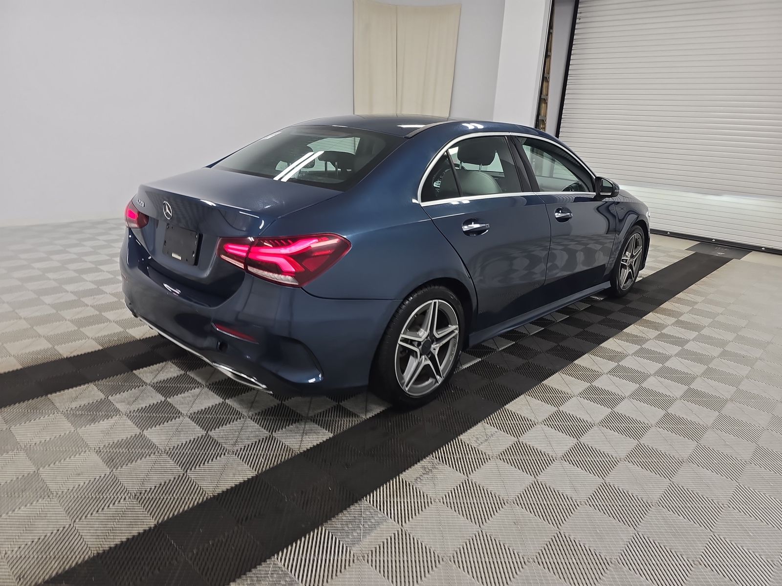 2019 Mercedes-Benz A-Class A 220 FWD
