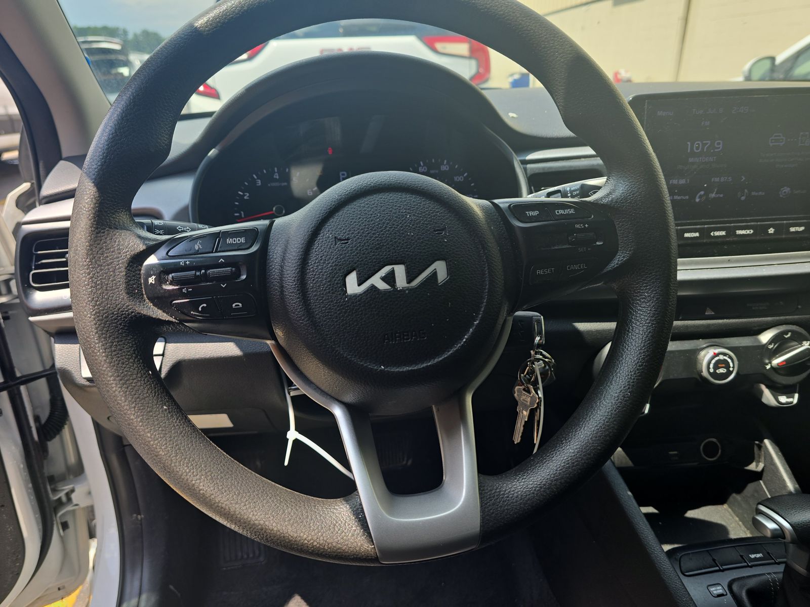 2023 Kia Rio S FWD