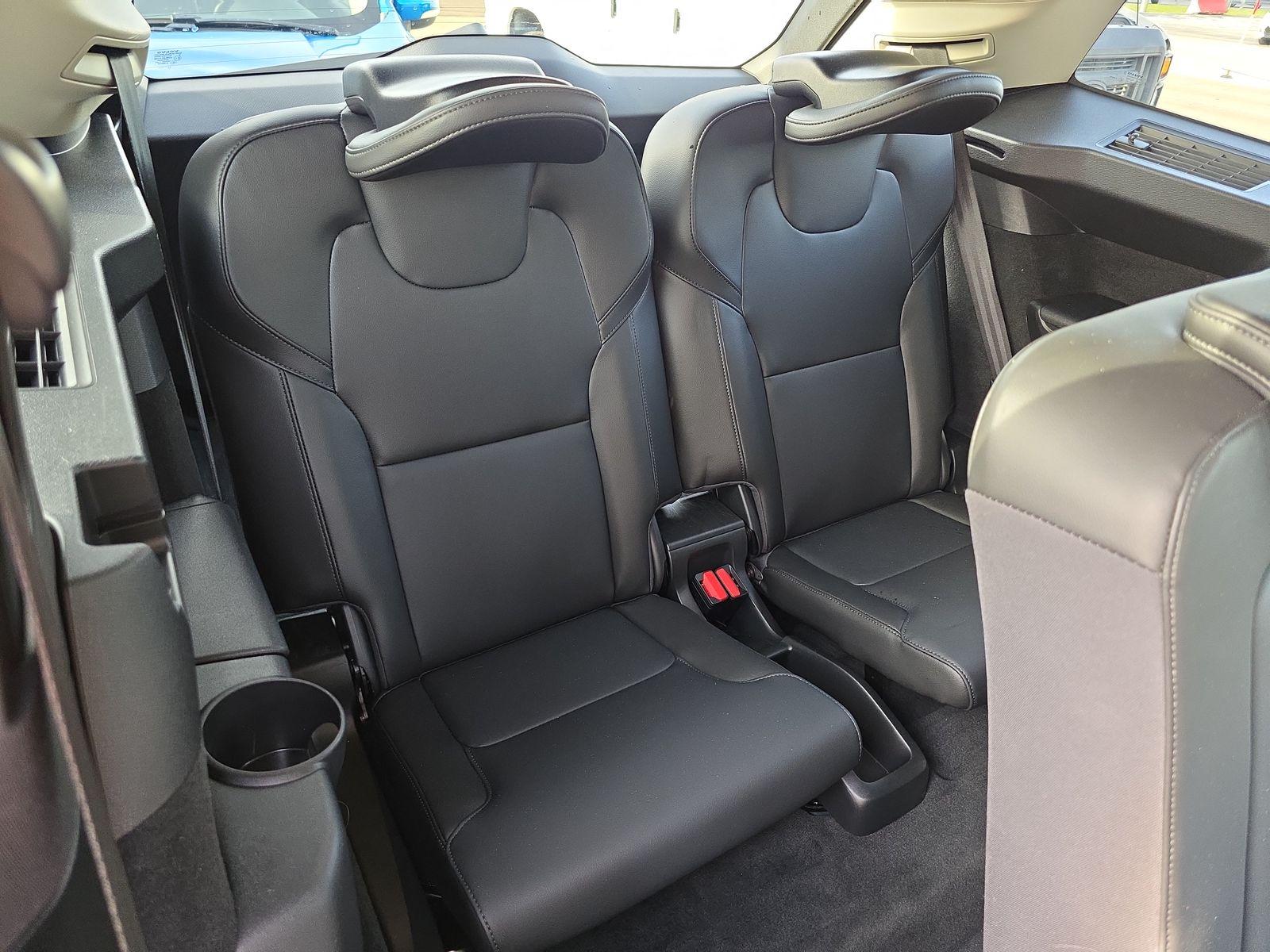 2025 Volvo XC90 B5 Core AWD