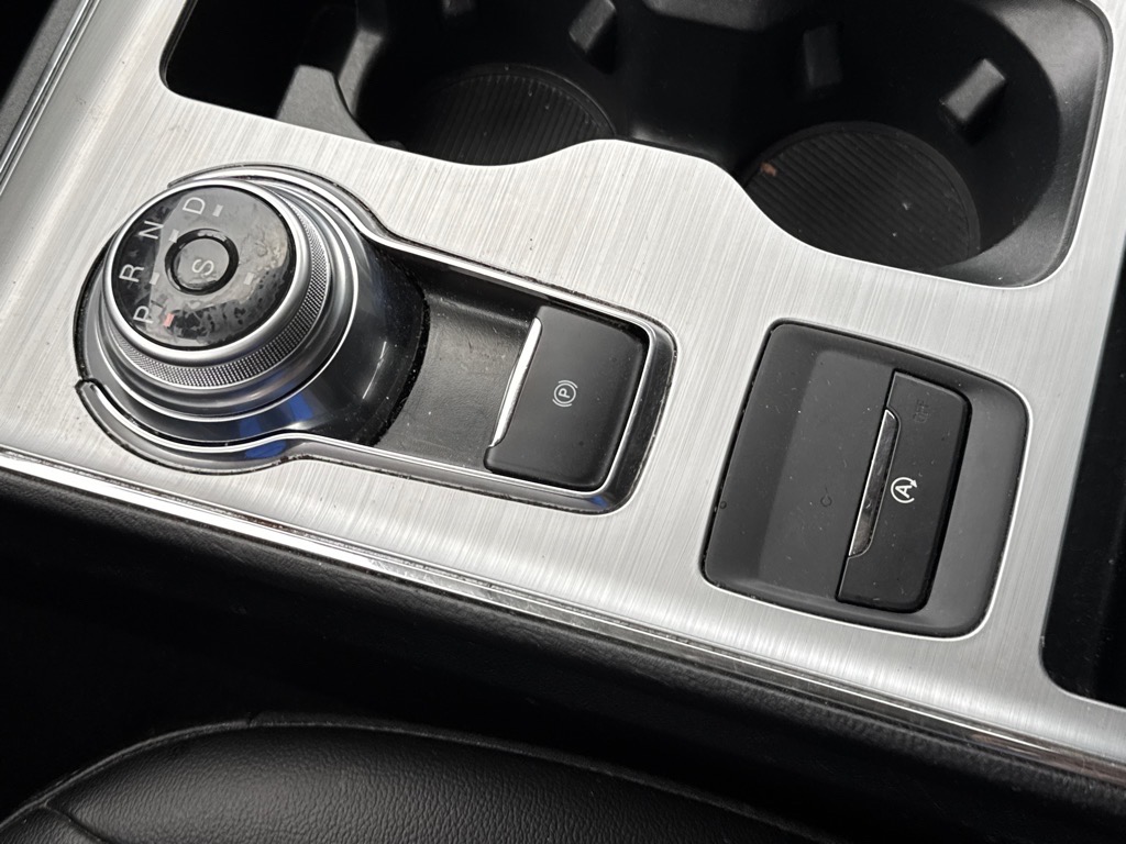 2022 Ford Edge SEL AWD