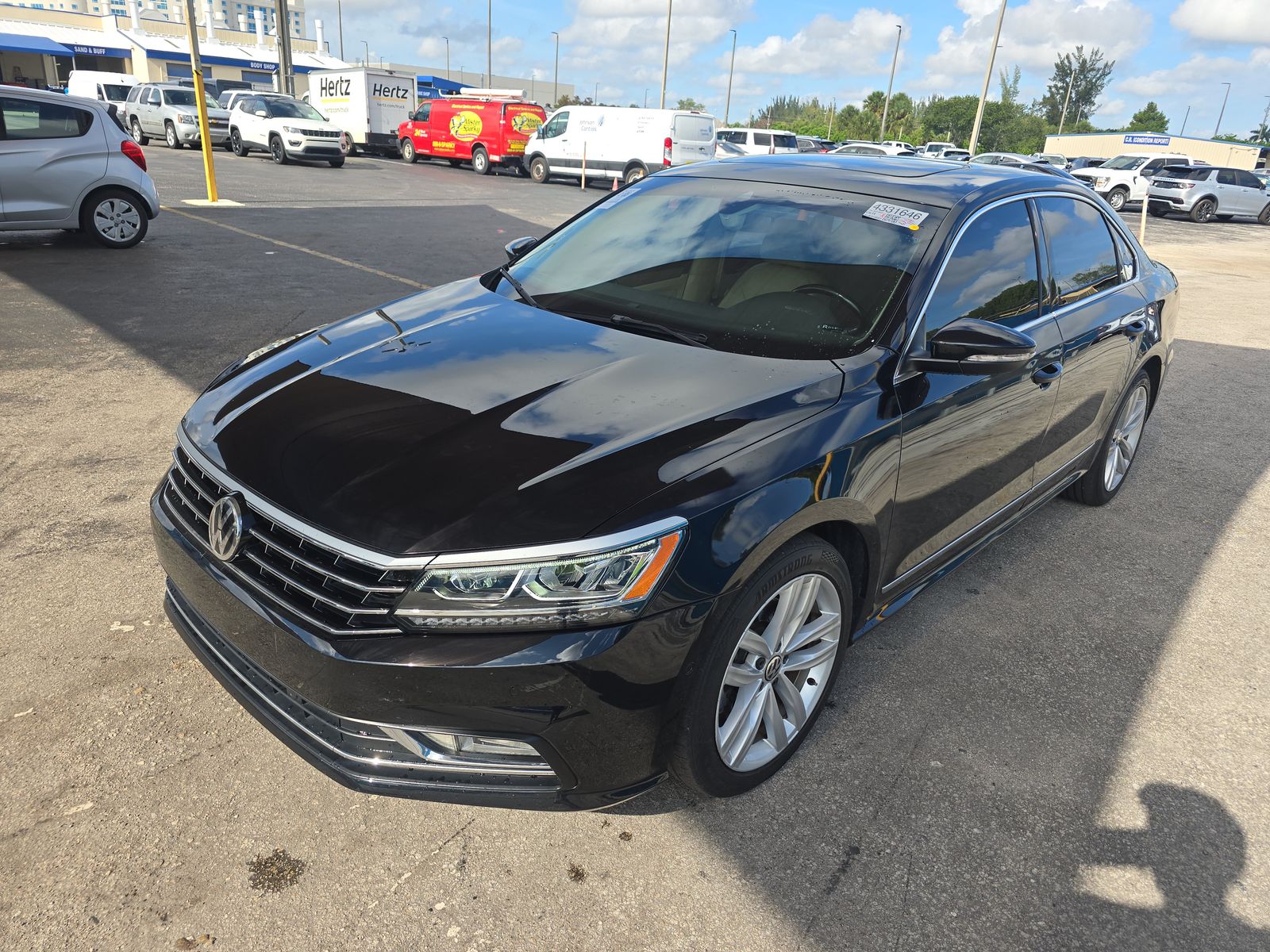 2018 Volkswagen Passat 2.0T SEL Premium FWD