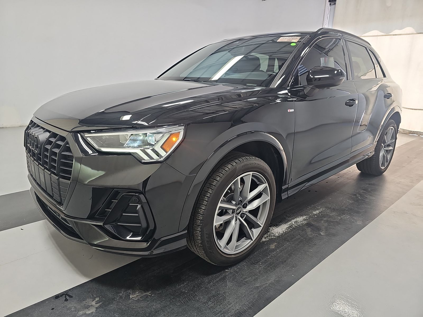 2023 Audi Q3 S line Premium AWD