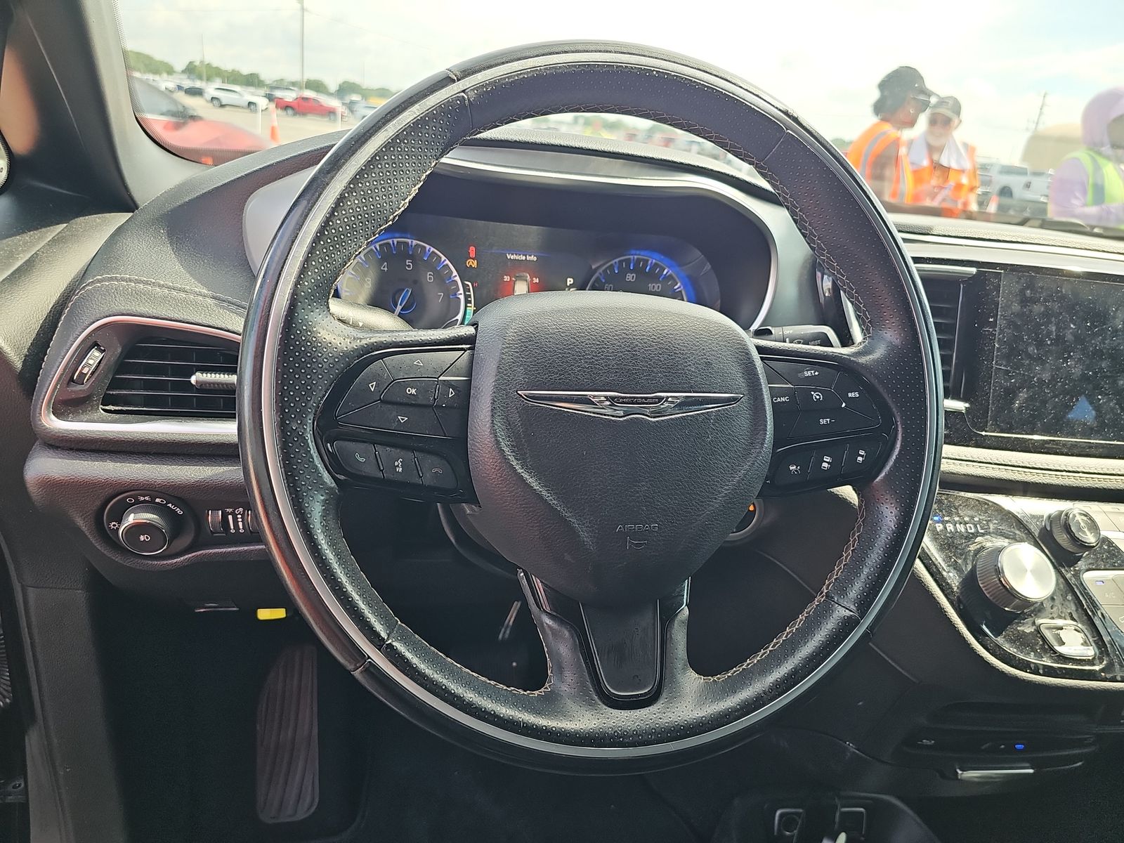 2019 Chrysler Pacifica Limited FWD