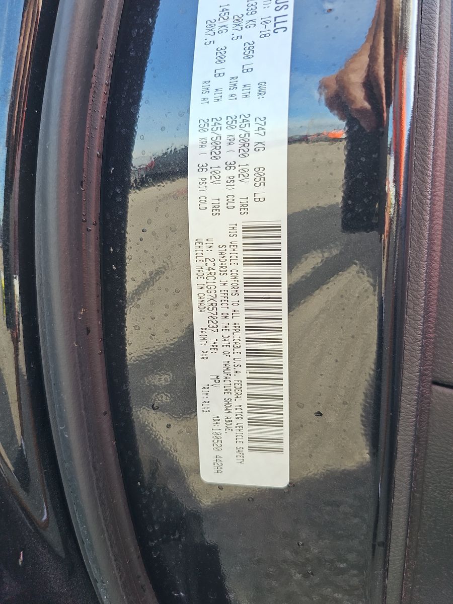 2019 Chrysler Pacifica Limited FWD