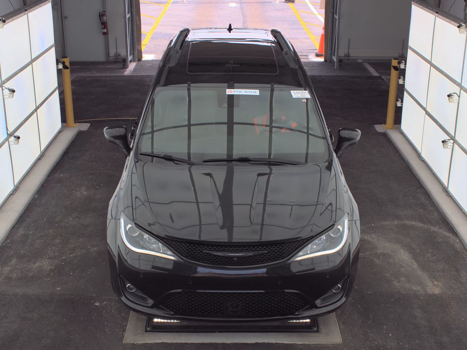 2019 Chrysler Pacifica Limited FWD