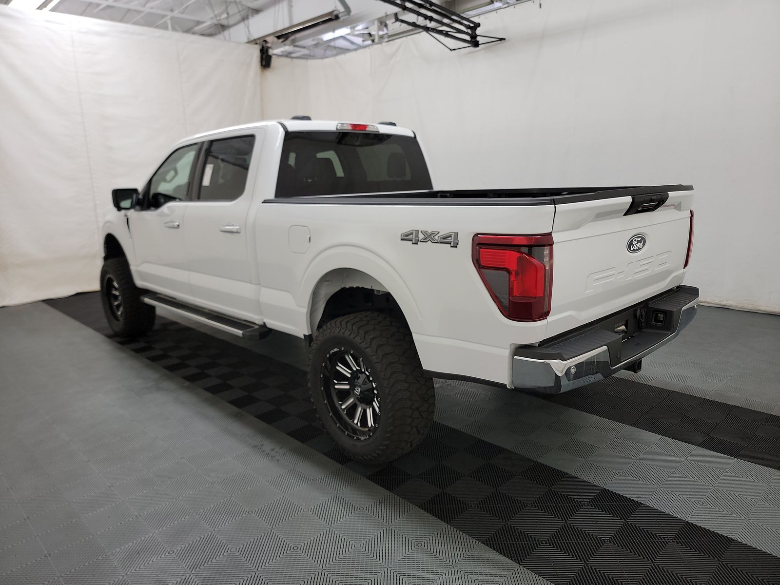 2024 Ford F-150 XLT AWD