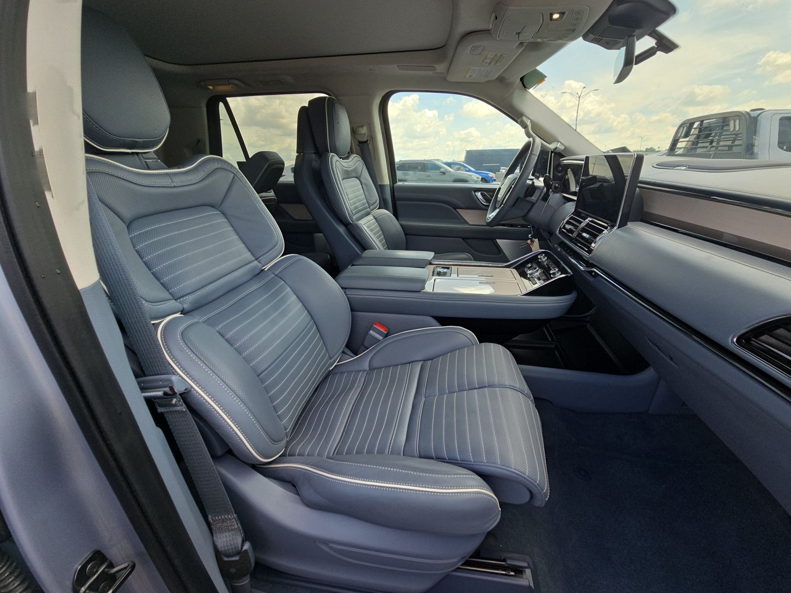2024 Lincoln Navigator L Black Label AWD