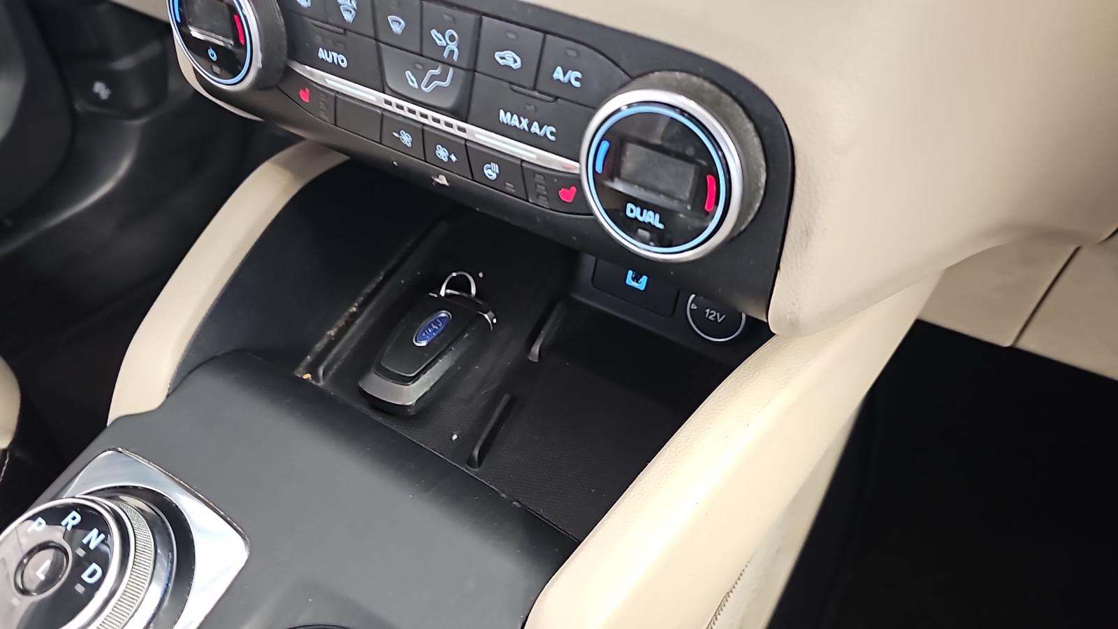 2020 Ford Escape Hybrid Titanium AWD