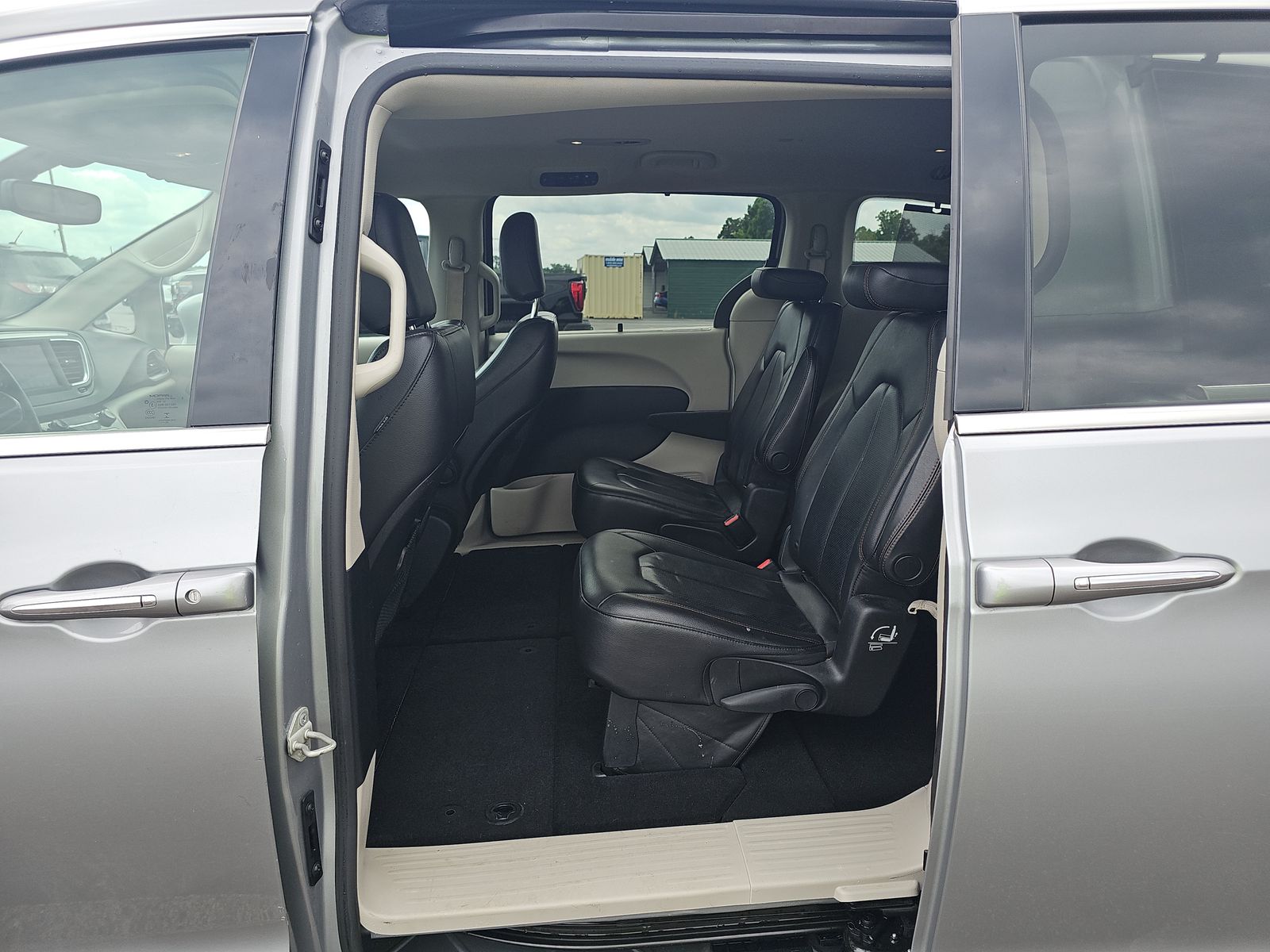 2020 Chrysler Pacifica Touring L FWD