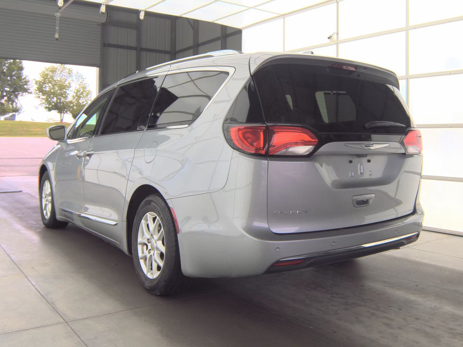 2020 Chrysler Pacifica Touring L FWD