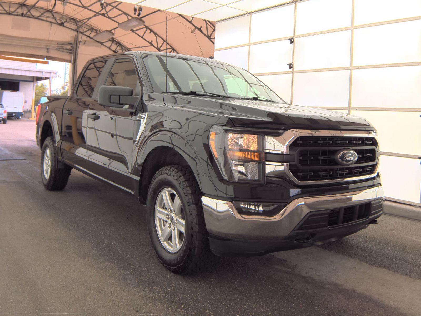 2023 Ford F-150 XLT AWD
