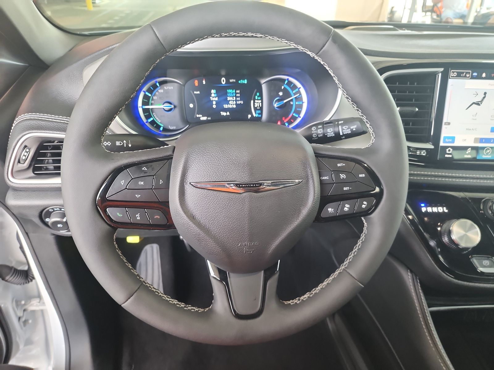 2024 Chrysler Pacifica Hybrid Select Premium S Appearance FWD