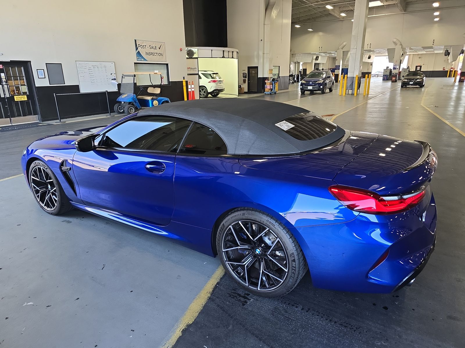 2022 BMW M8 Competition AWD