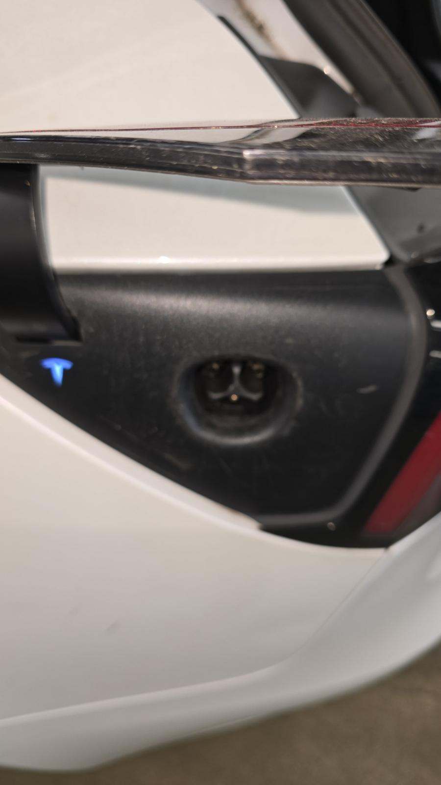 2021 Tesla Model 3 Standard Range Plus FWD
