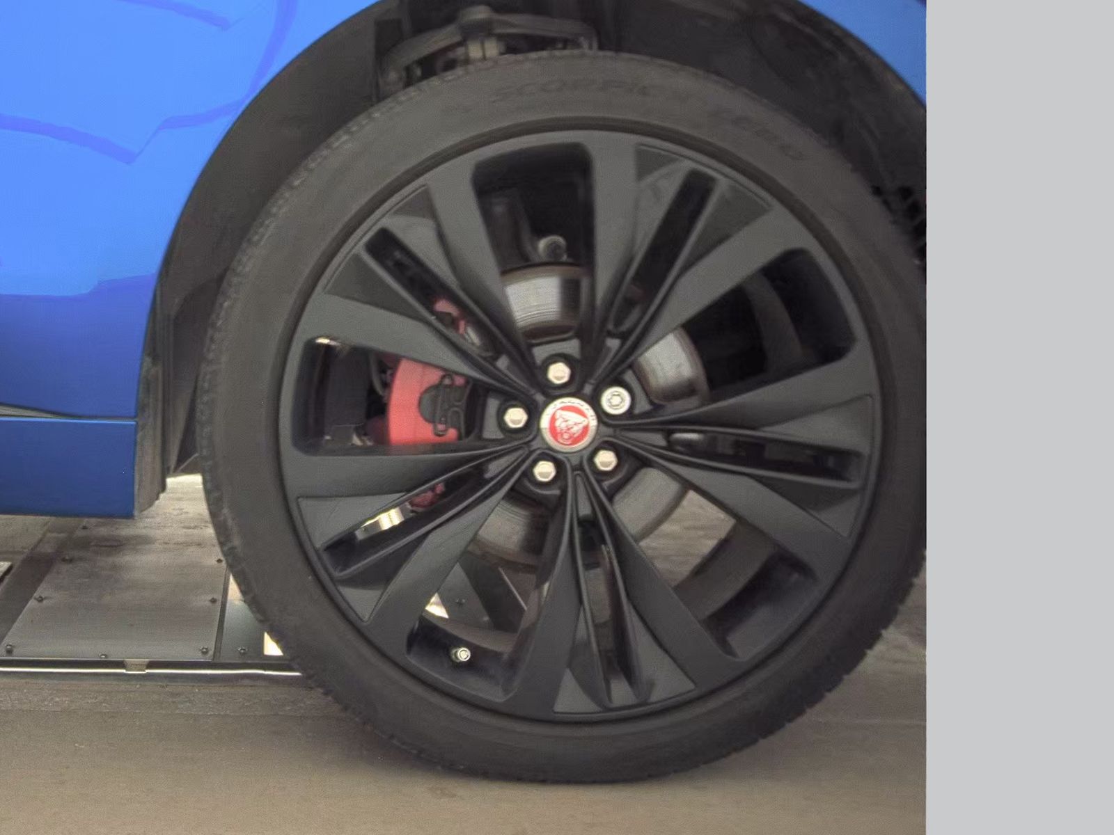 2019 Jaguar F-PACE 25t R-Sport AWD