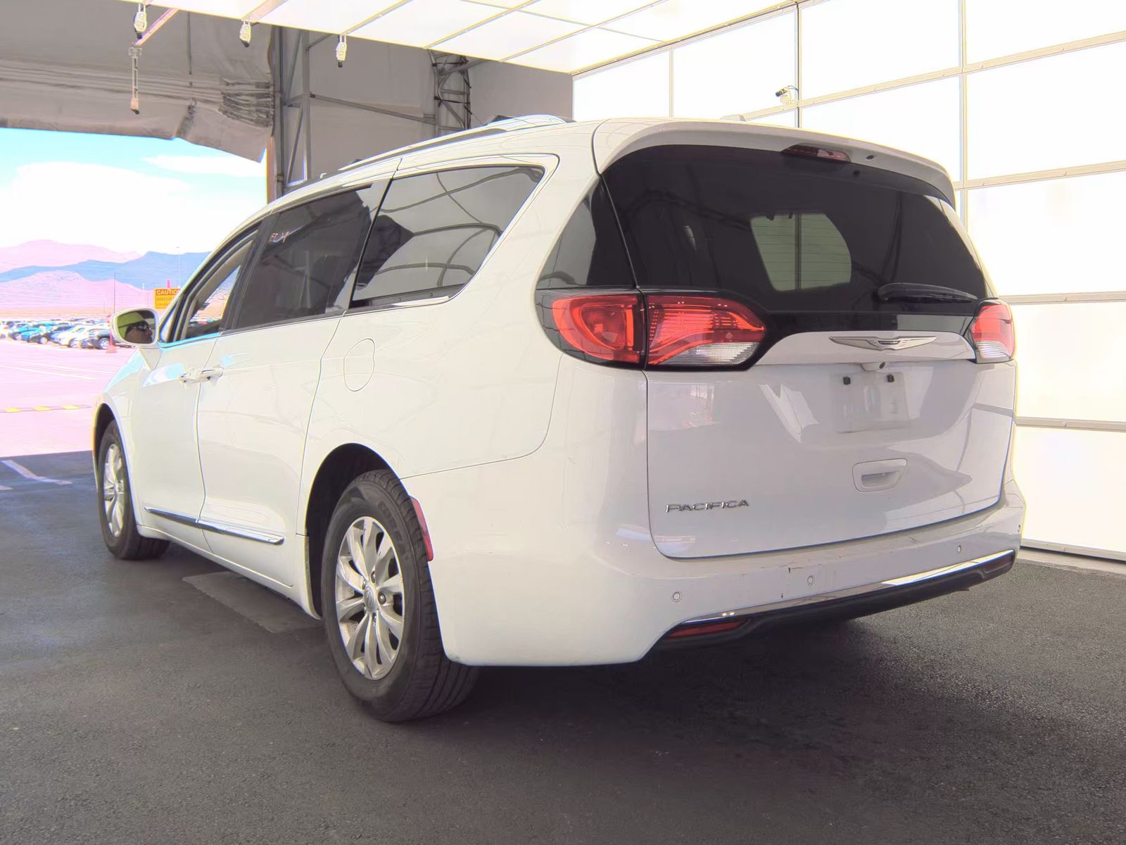 2019 Chrysler Pacifica Touring L FWD