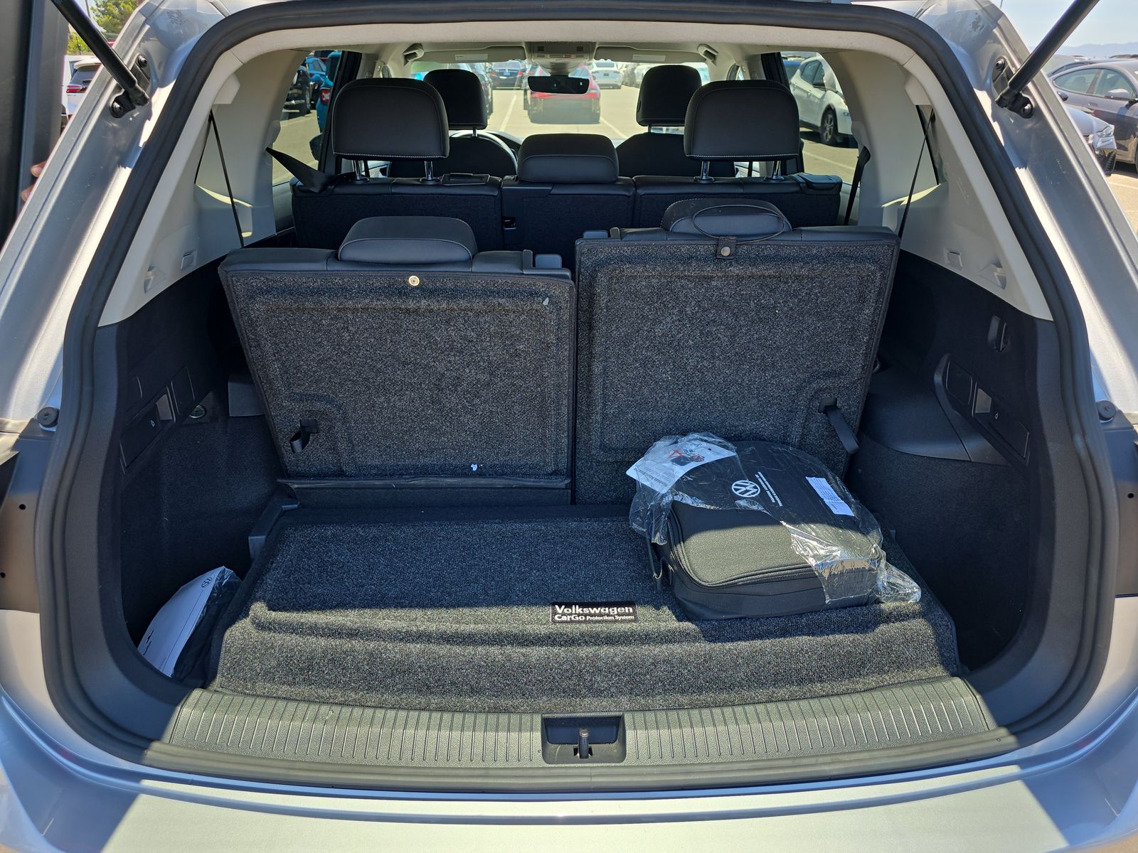 2022 Volkswagen Tiguan 2.0T SE FWD