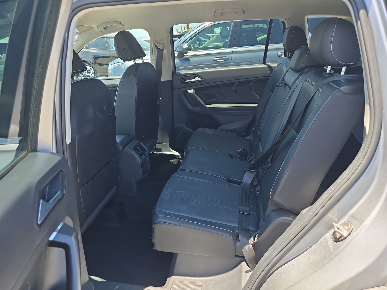 2022 Volkswagen Tiguan 2.0T SE FWD